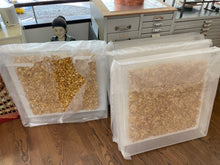 Lade das Bild in den Galerie-Viewer, gold leaves