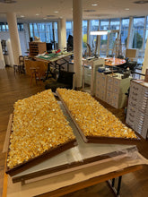 Lade das Bild in den Galerie-Viewer, gold leaves